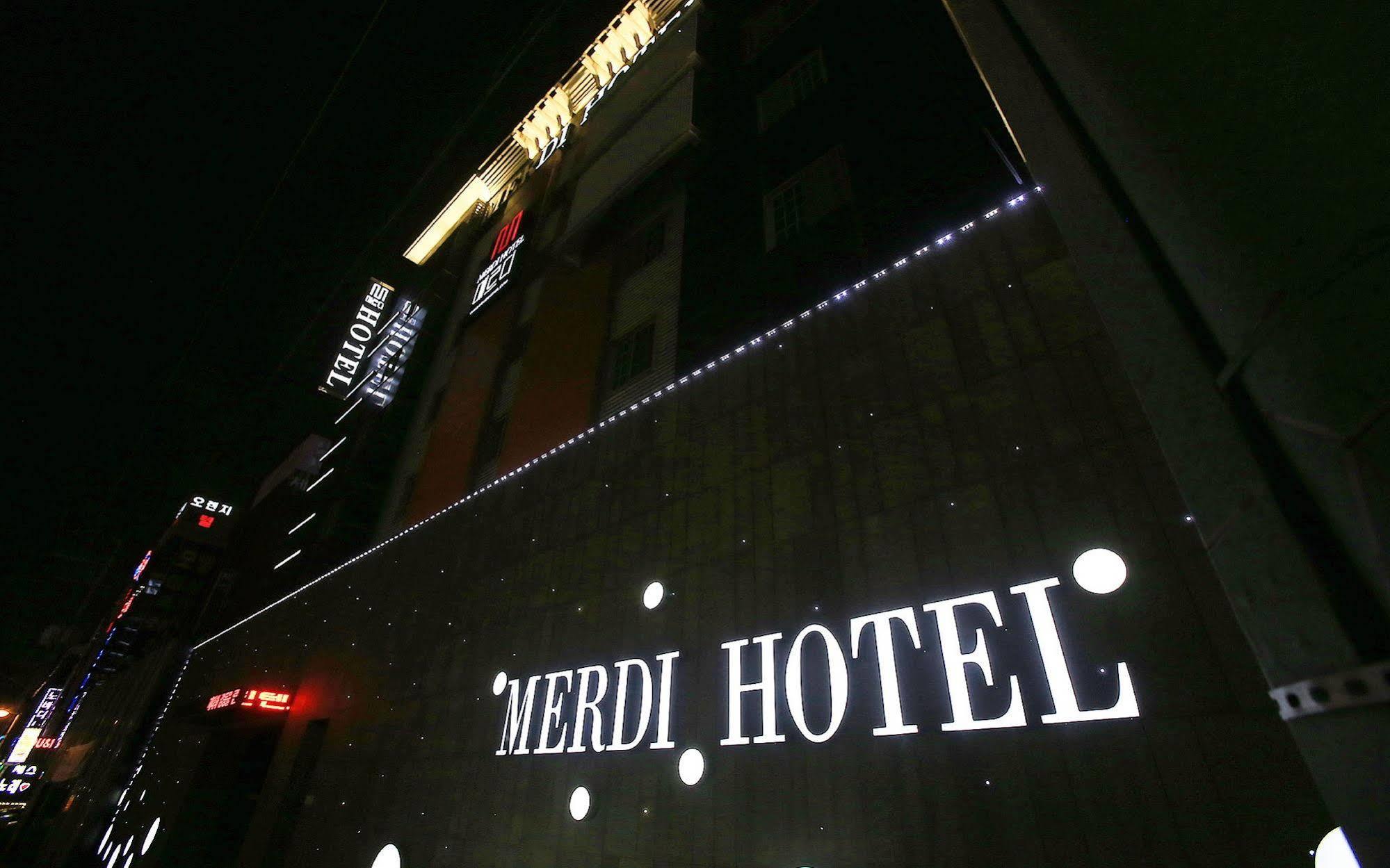Merdi Hotel Сувон Экстерьер фото